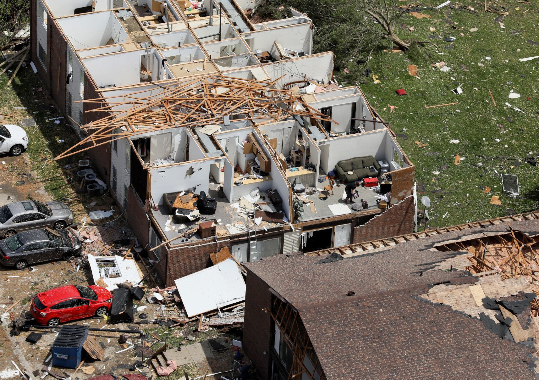 Tornado Damage in Jefferson City